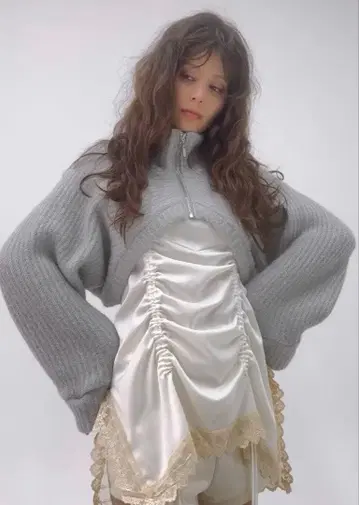 pellicule syrup 니트탑 수프 니트탑