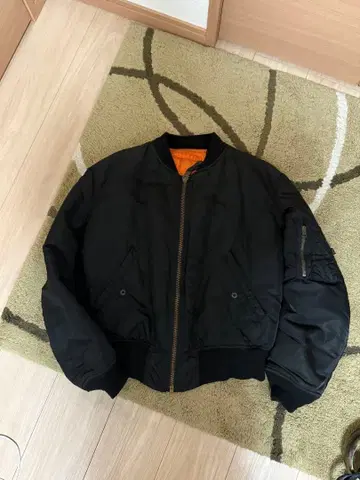 하자품 MA-1 블랙 자켓