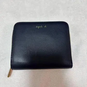 agnis b. 에네스베 네이비 가죽 지퍼식 접이식 지갑