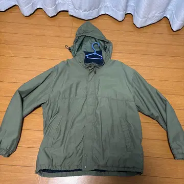 WHITE SIERRA 나일론 자켓