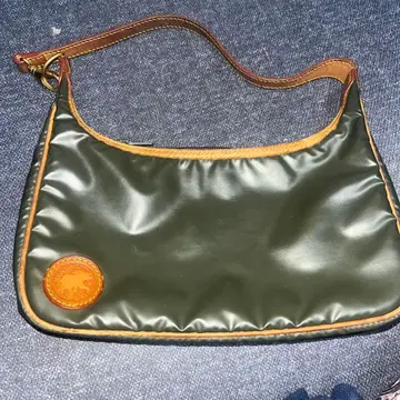 HUNTING WORLD 올리브 그린 핸드백