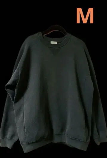 뷰티 앤 유스 밀라노 리브 크루넥 니트 맨투맨 스웨터