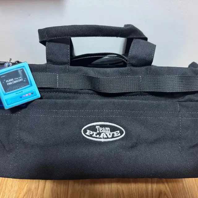 플레이브 응원봉 가방 아뵹 가방