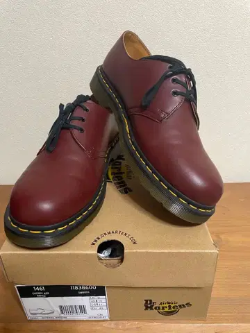 [ 새상품급 ] 스테디셀러 닥터마틴 [ 1461 ] 3홀 UK9