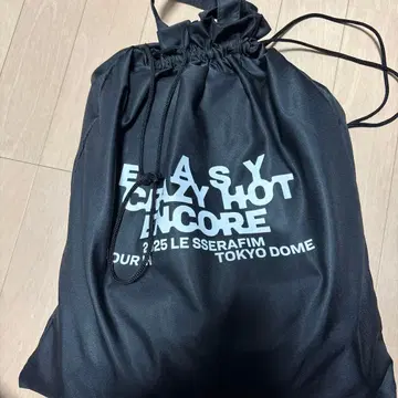 LESSERAFIM 도쿄돔 프리미엄 시트 증정품 포함