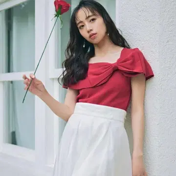 스윙 리본 티셔츠 레드