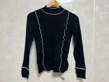 [ Lumier ] 멜로우 스티치 리브 니트 풀오버