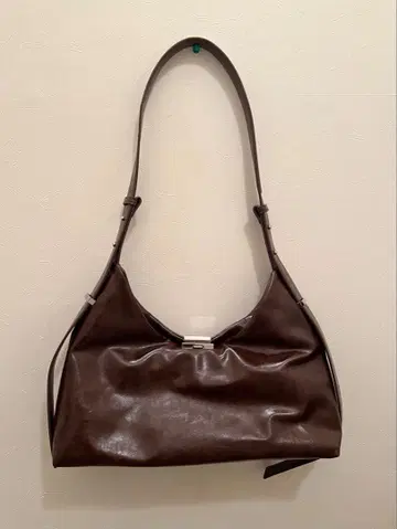 UND PARTS ACCENT ONE HANDLE BAG