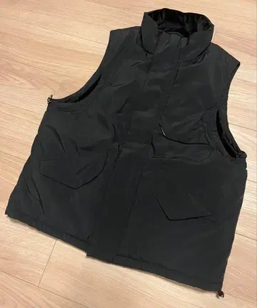 워크맨 다운 베스트 블랙 블랙 구제 의류 SIZE FREE 구제 의류