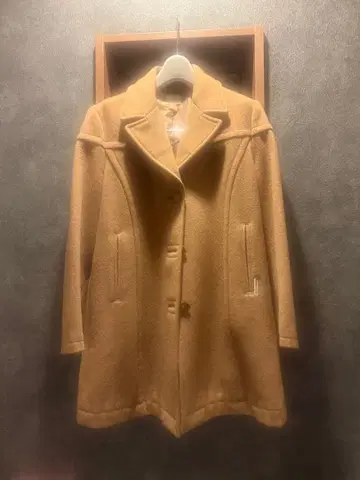 캘빈클라인 울 혼방 여성용 코트 카멜 새상품급 모양 망가짐 등 일절 없음