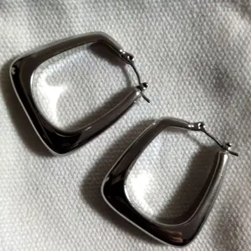 T.japan 귀걸이 실버 중형