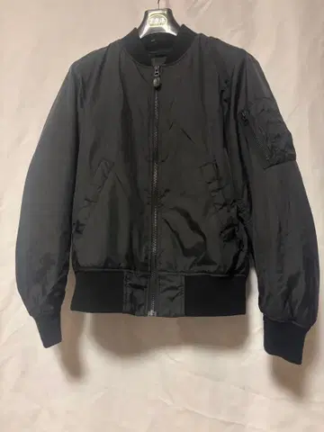 유니클로 MA-1 플라이트 자켓 M