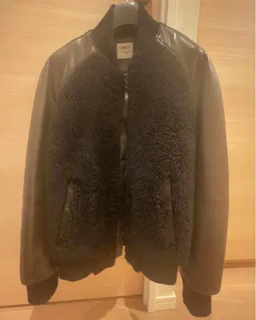 엠메티 엘리엇 44 무스탕 가죽 블루종