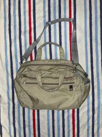 베이지 나일론 숄더백