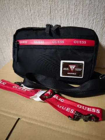 [ 새상품 ] GUESS x MAKAVELIC 숄더백 게스