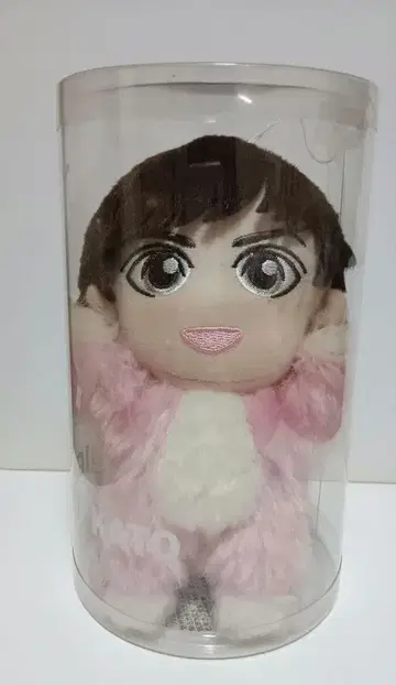 NEWS 카토 시게아키 봉제 인형 속 인물