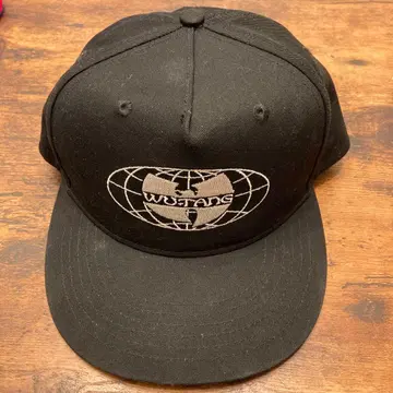 우탱 클랜 블랙 스냅백 캡