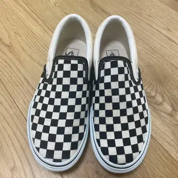 VANS 체커 슬립온 25.5