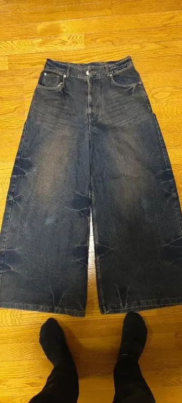 juun.j 와이드 레그 데님 다크 블루