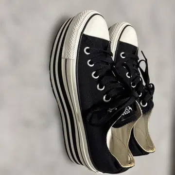 CONVERSE ALL STAR 통굽 스니커즈 스트라이프 밑창