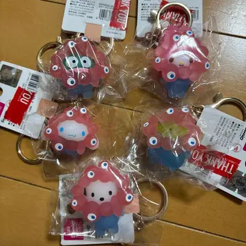 산리오 미야쿠미야쿠 키링 클리어