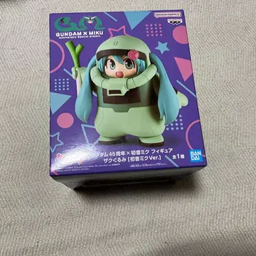 하츠네 미쿠 자쿠 피규어