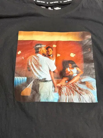 블랙 켄드릭 라마 프린트 T셔츠