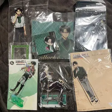 진격의 거인 리바이 아크릴 스탠드 묶음 판매