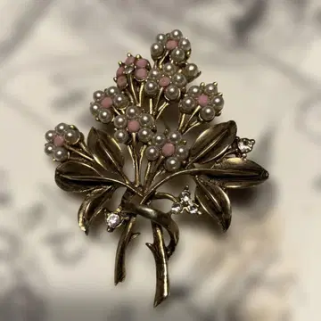 앤티크 꽃다발 디자인 브로치