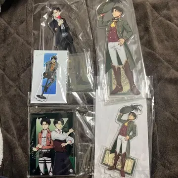 진격의 거인 리바이 아크릴 스탠드 묶음 판매