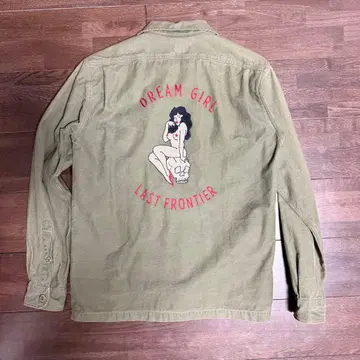 DELUXE 등 자수 밀리터리 셔츠 자켓