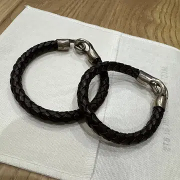 GARNI 다크 브라운 가죽 팔찌