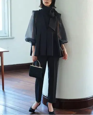 [컨디션 최상] 블랙 결혼식 경사 수트 셋업 쉬폰 셋업