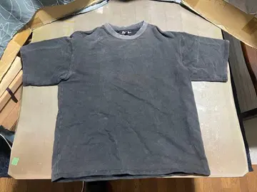 Pivot M 사이즈 다크 그레이 티셔츠