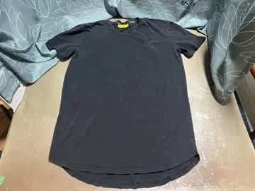 VANQUISH 블랙 T셔츠 MEDIUM