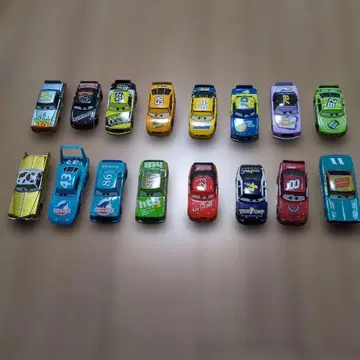 카즈 마텔 레이서 등 16대 세트 중고