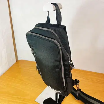 ALPHA INDUSTRIES 알파인더스트리 슬링백 블랙