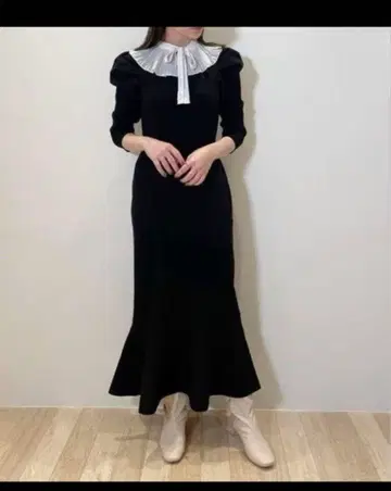 SNIDEL 프릴 카라 부착 롱 원피스 스나이델 블랙