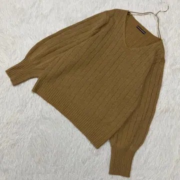 V넥 니트 카멜 M-L 심플