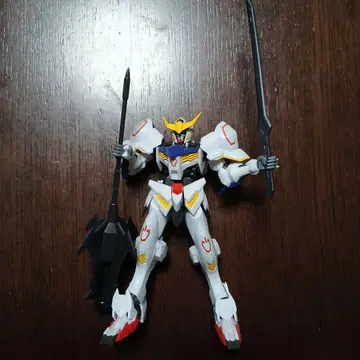 건담 가동식 피규어 건담 바르바토스 GUNDAM UNIVERSE
