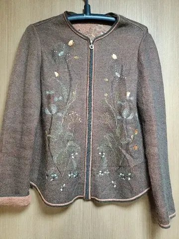 이타리야 빅 사이즈 13 브라운 자수 긴팔 가디건