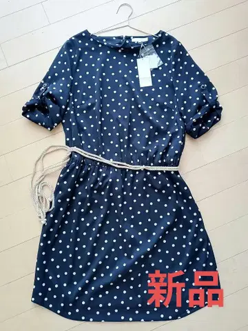 미사용 새상품 택 포함 자유구 도트 무늬 원피스 네이비 허리 벨트 포함