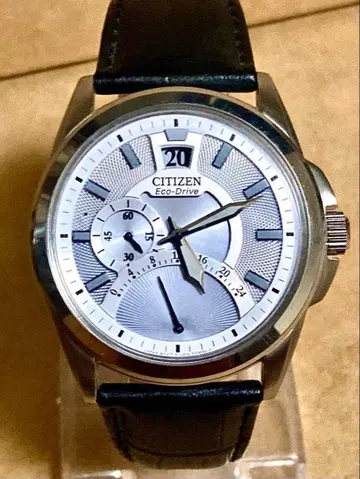 CITIZEN 에코드라이브 손목시계 실버/화이트