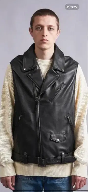 블랙 가죽 라이더 자켓 슬리브리스