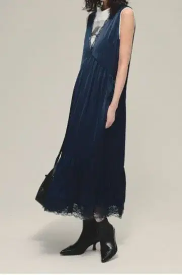 지나시스 롱 원피스