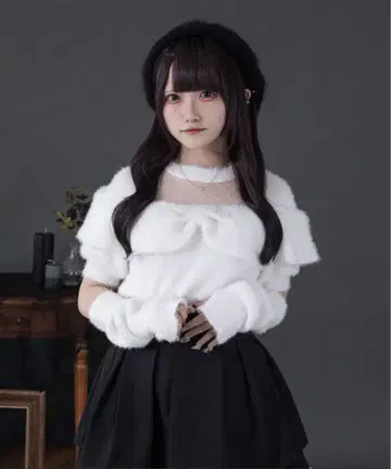 [미사용 새상품] Pal elfy 암워머 포함 리본 샤기 니트