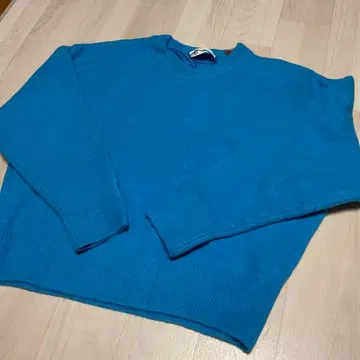 ZARA 니트 스웨터 블루 클리닝 완료