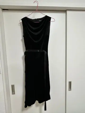 INDIVI 슬리브리스 롱 원피스 38 블랙