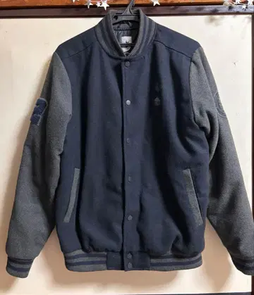 토트넘 핫스퍼 바시티 자켓 82 로고 자켓