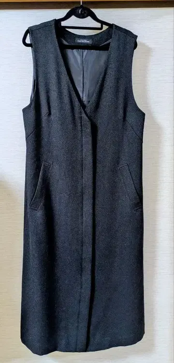 GREEN LABEL RELAXING 슬리브리스 원피스